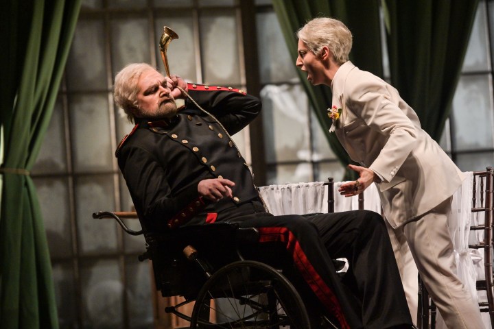 10_Xerxes-HPO_01579-315_Johannes_Stermann__Emilie_Renard__c__Nilz_Boehme