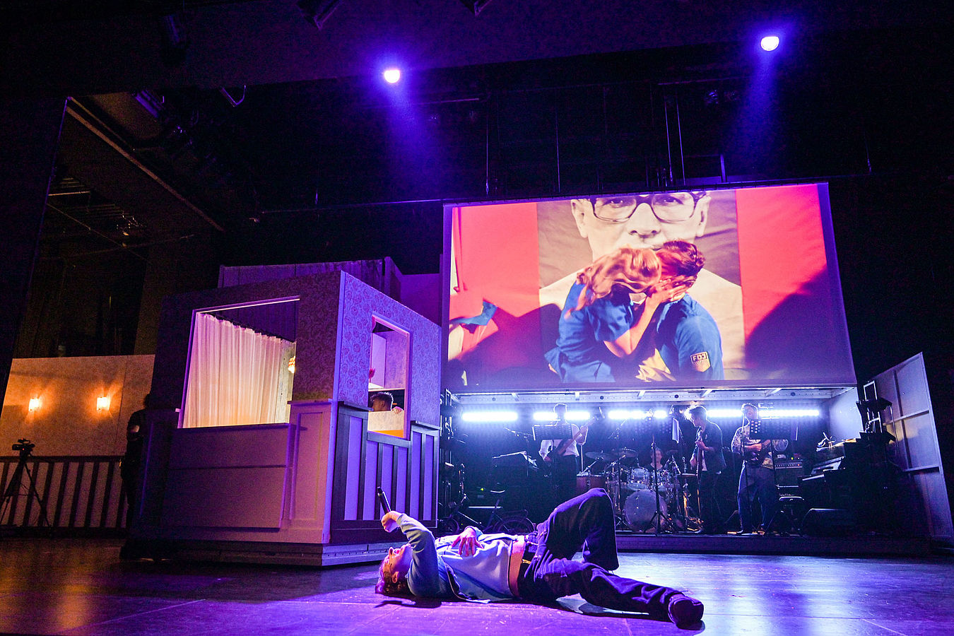 1csm_011_Duesterbusch-HP2_00532-95_b1199bd5da